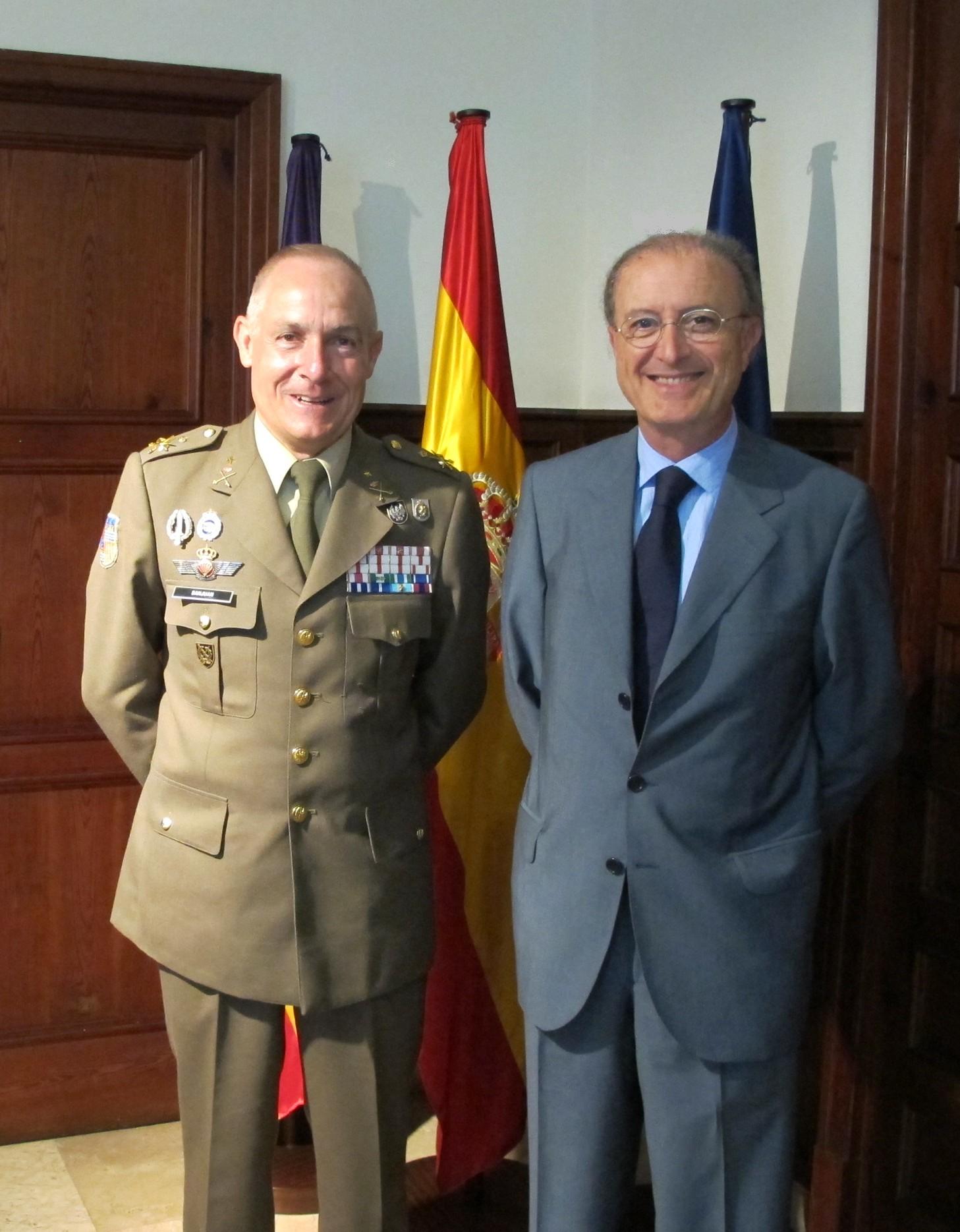 El presidente del TSJIB recibe al nuevo Comandante general de Baleares